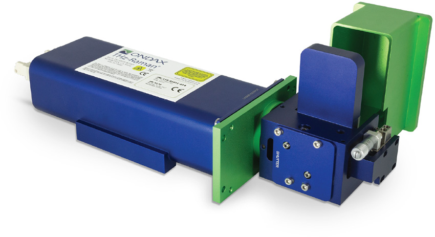 thz-raman-sonde-mit-halterung.jpg