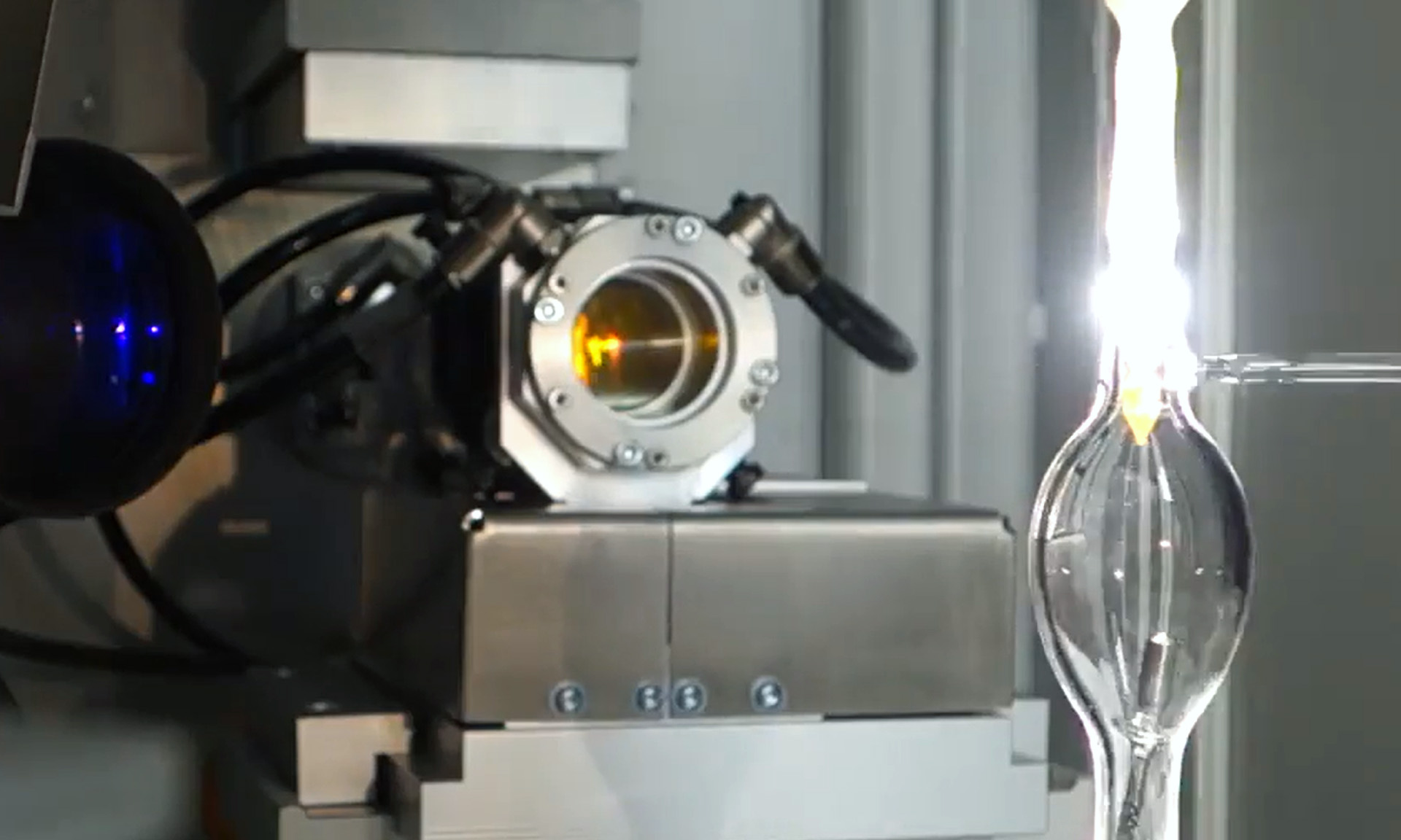 Kontrastreiche Laserbeschriftung auf Metall